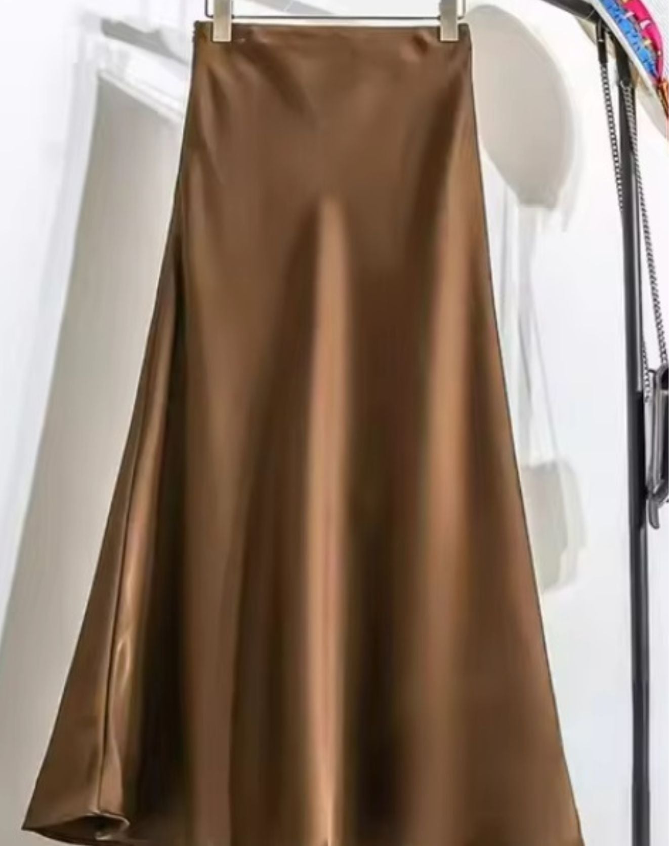 Saia Midi Lunna de Seda