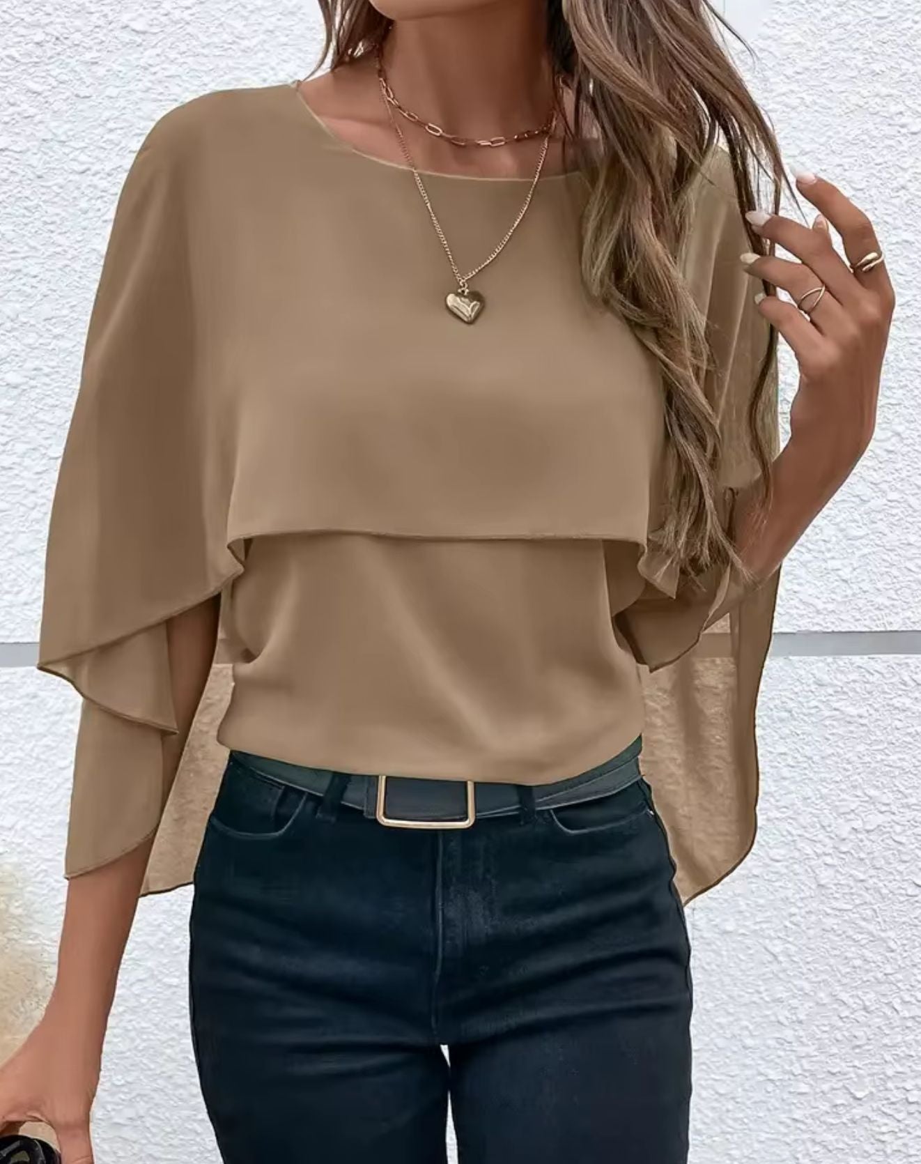 Blusa com Gola Redonda e Mangas Largas