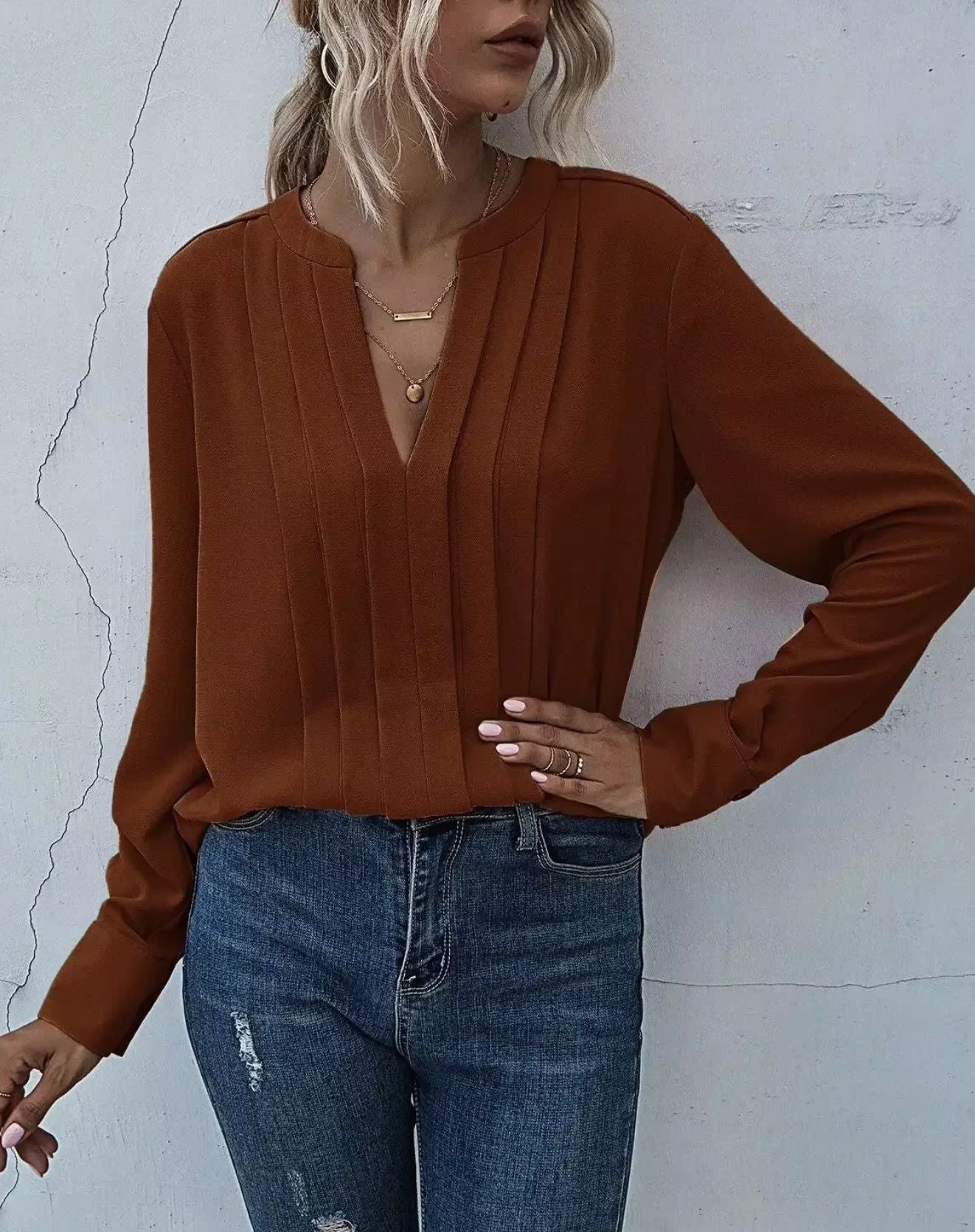 Blusa Pequi com Mangas Longas e Pregas Frontais