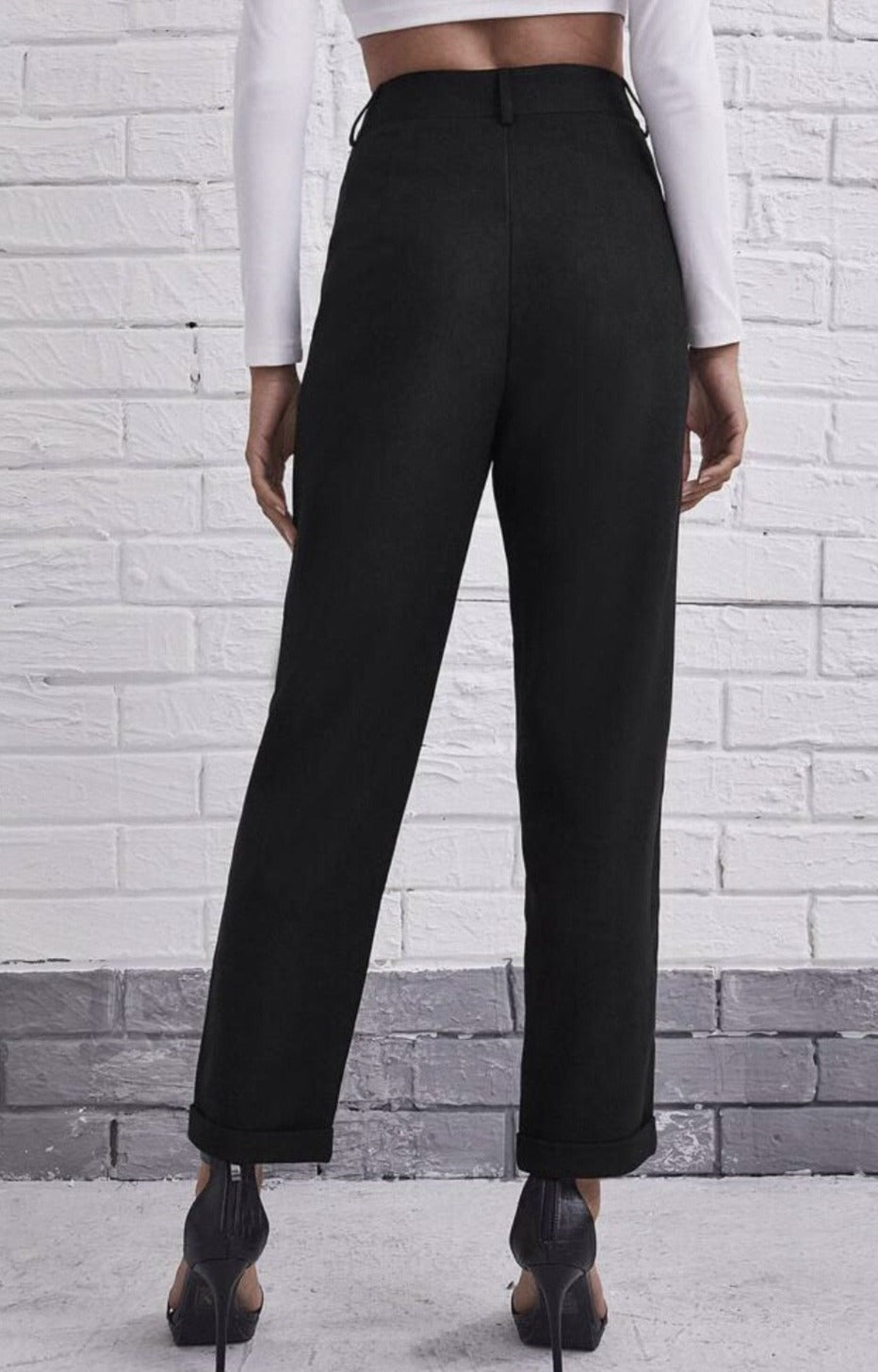Calça Preta de Alfaiataria com Bolsos - Amit
